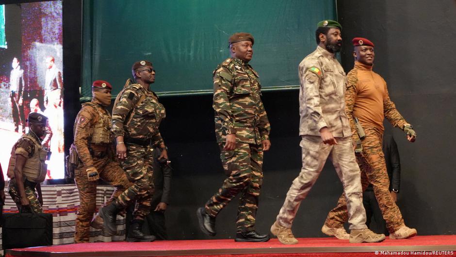 Libre circulation des biens et personnes : les défis de l&rsquo;AES face aux frontières