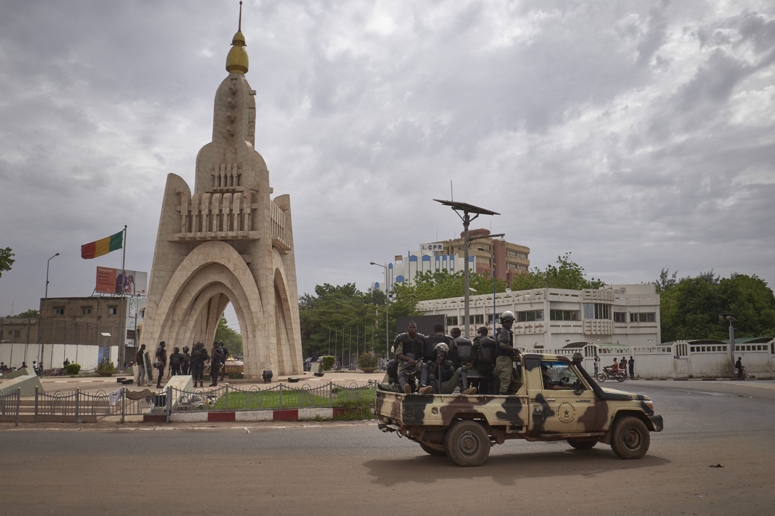 Mali : vers une suppression des partis politiques ?