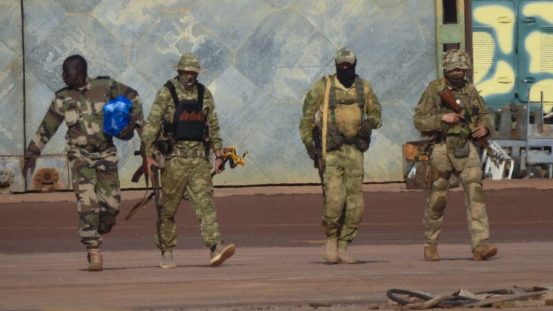 Mali : l&rsquo;armée et le groupe Wagner impliqués dans des exécutions massives de civils peuls