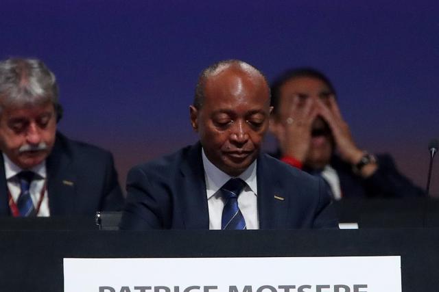 Motsepe en visite officielle au Sénégal après la décision controversée de la caf sur la can 2025