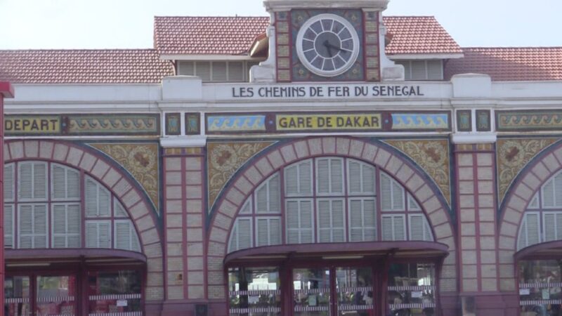 Au Sénégal, les gares historiques de Dakar et Rufisque, entre héritage et renouveau