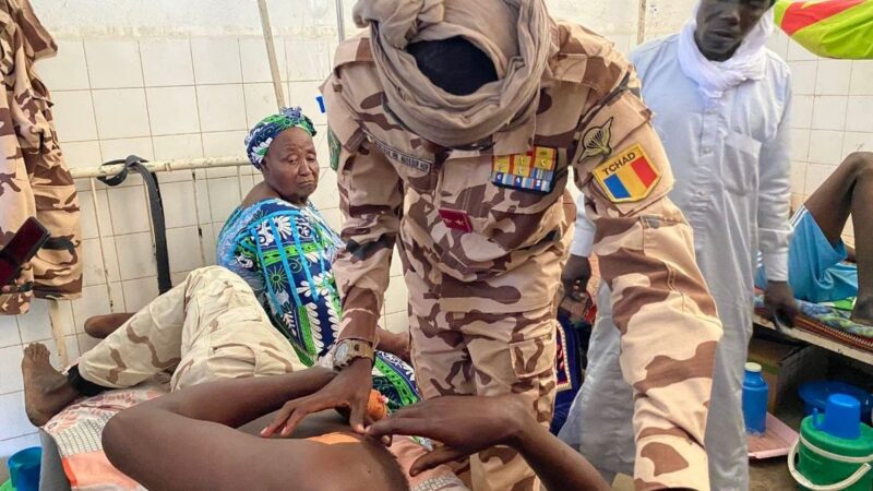 Commandant Tchad-république centrafricaine rencontre soldats blessés à korbol