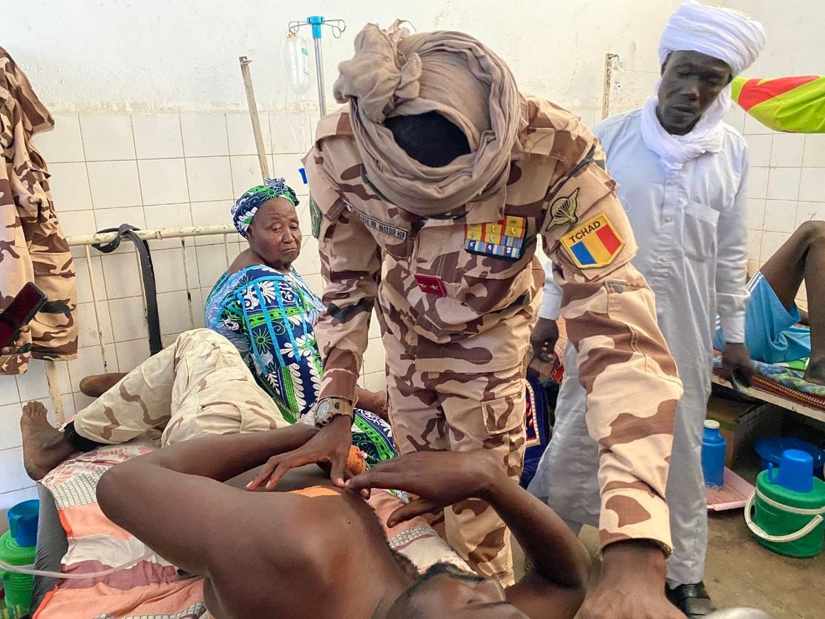 Commandant Tchad-république centrafricaine rencontre soldats blessés à korbol