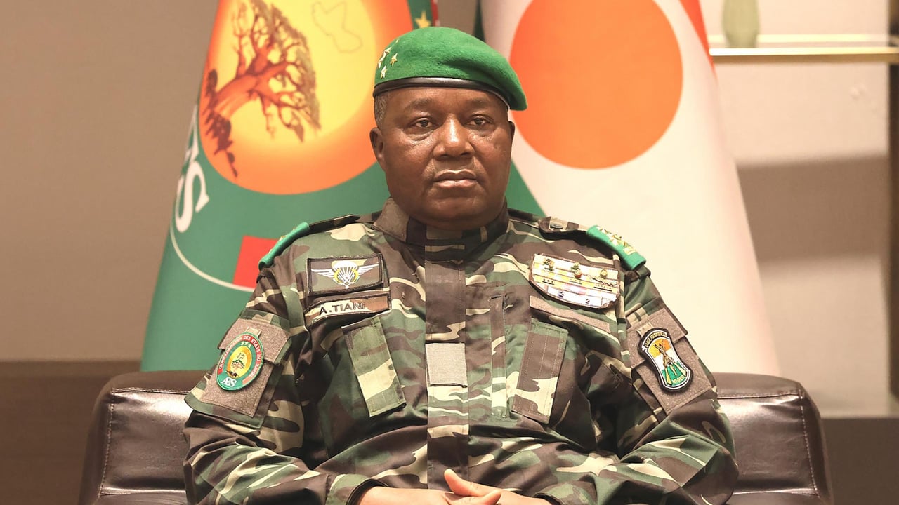 La junte du Niger durcit le ton contre les médias étrangers avant le sommet africa forward