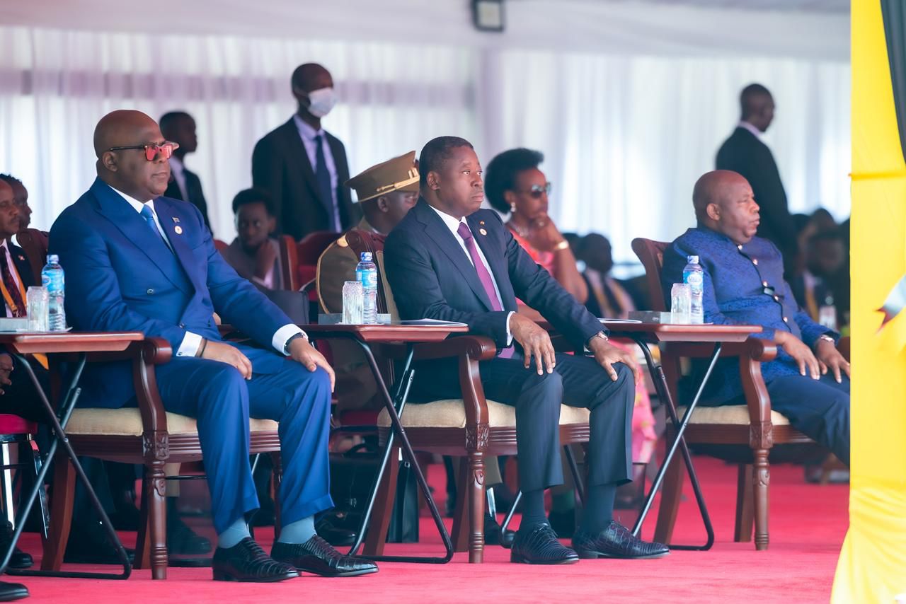 Faure Gnassingbé à Kampala : soutien au nouveau mandat de Museveni et dialogue régional