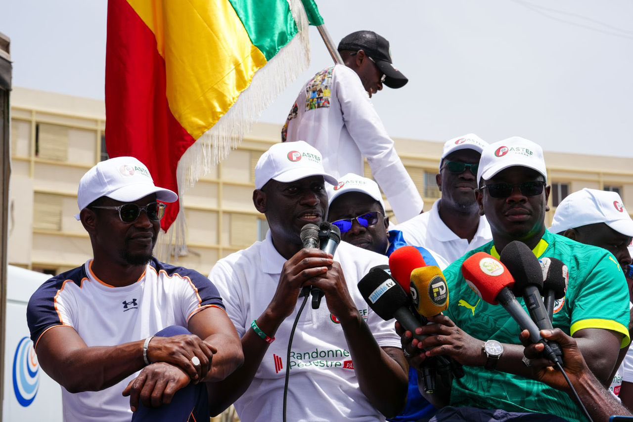 Départ précipité d&rsquo;Ousmane Sonko gâche la marche patriotique de Dakar
