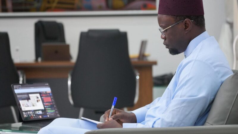 Ousmane Sonko réunit son équipe à Dakar : que cache cette réunion ?
