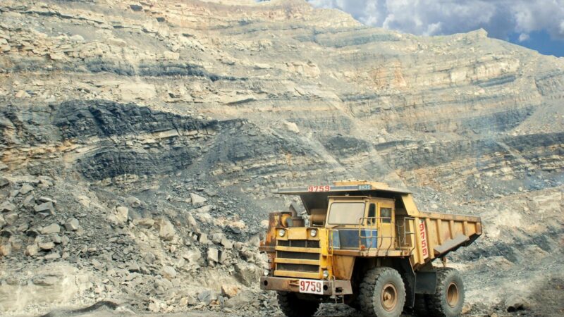 Le Niger reprend le contrôle de son uranium à Arlit avec TSUMCO