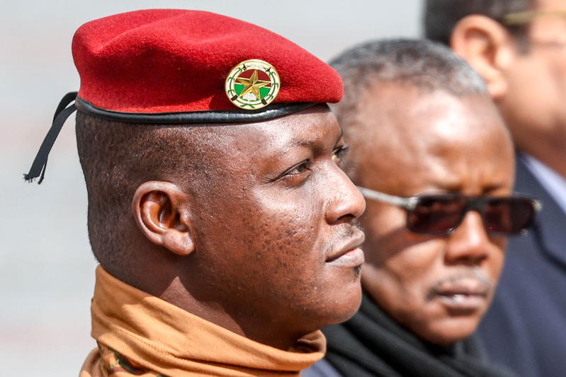 Burkina Faso: la vague d&rsquo;attaques djihadistes s&rsquo;intensifie dans un silence assourdissant
