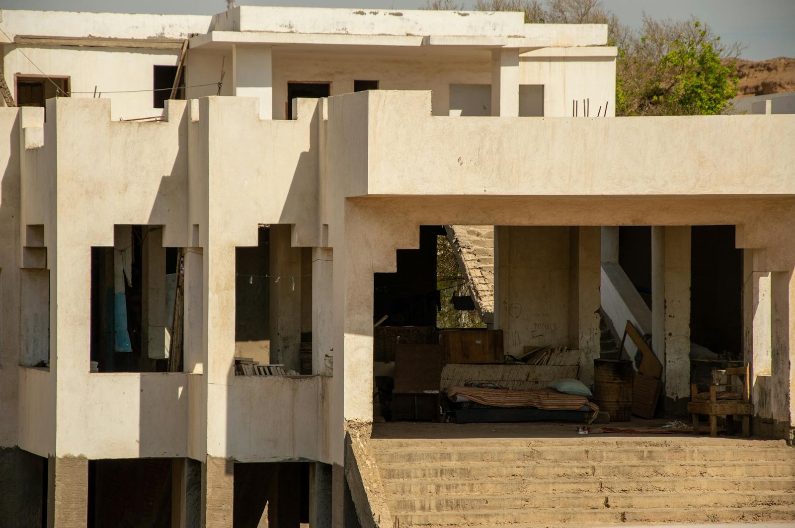 Sénégal : l&rsquo;État passe au crible 25 infrastructures inutiles pour booster ses finances