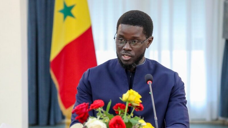 Limogeage d&rsquo;Ousmane Sonko : Bassirou Diomaye Faye bouleverse le paysage politique sénégalais