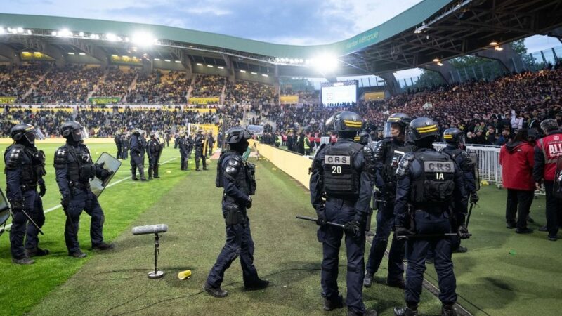 Violences en Ligue 1 : la réaction ferme de la ministre des Sports