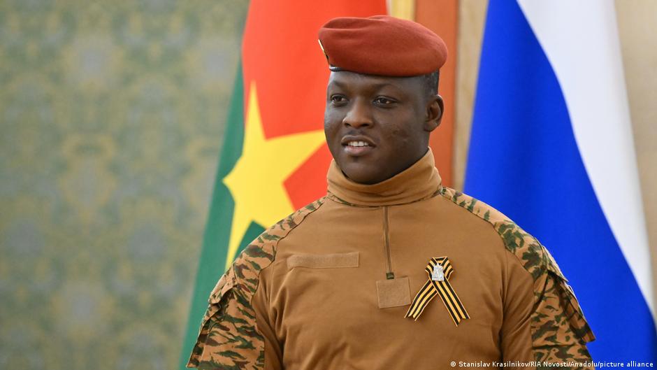 Restrictions des libertés au Burkina Faso : une stratégie inquiétante des autorités