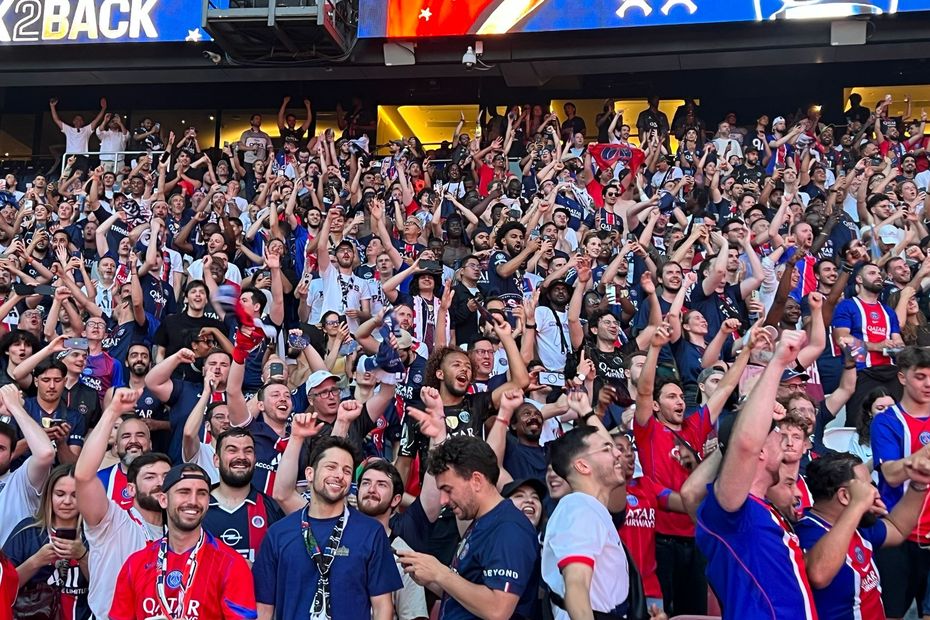 Psg sacré champion d&rsquo;europe : l&rsquo;effervescence parisienne en images
