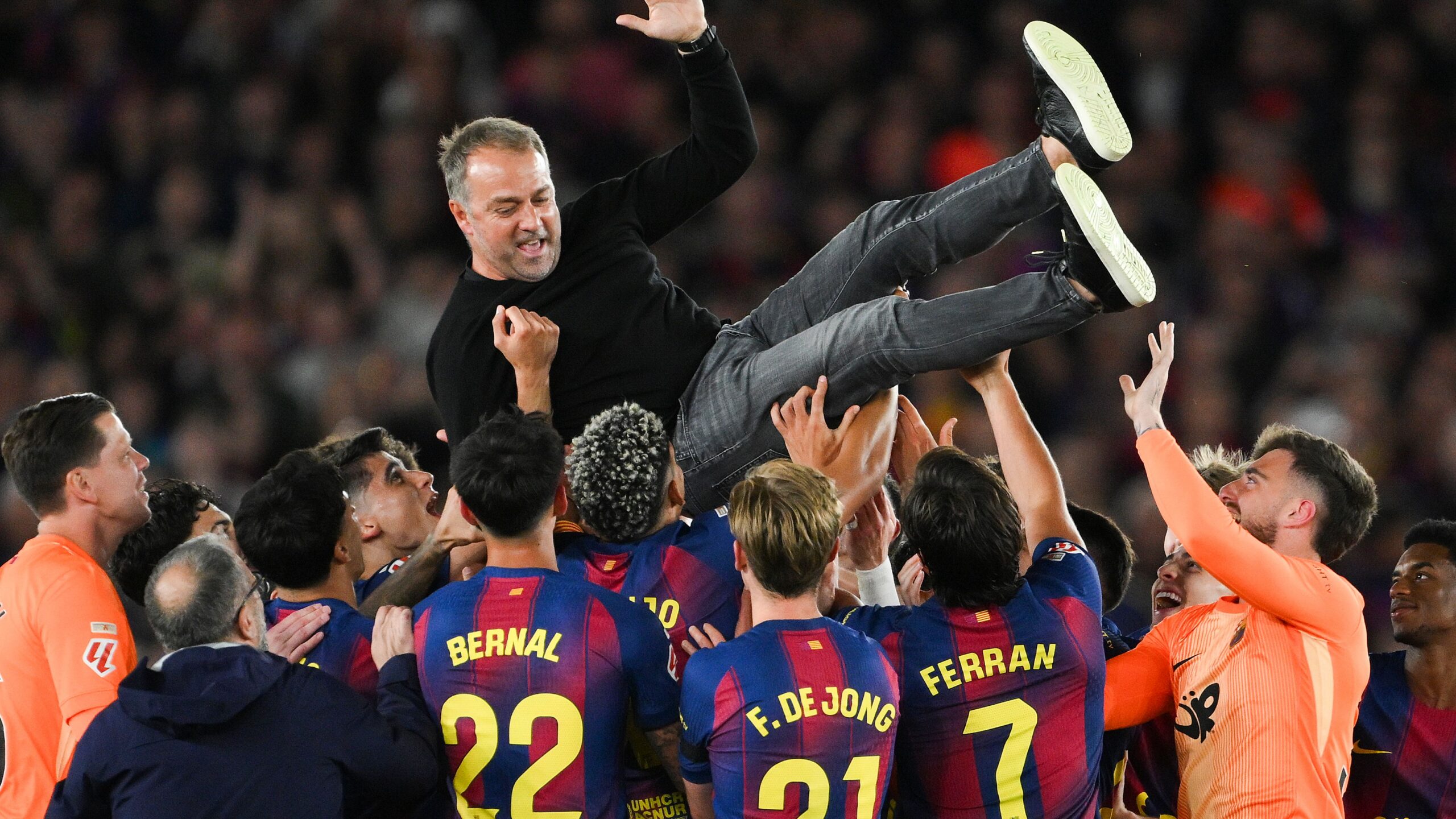 Le FC Barcelone maintient sa stratégie malgré les sollicitations estivales