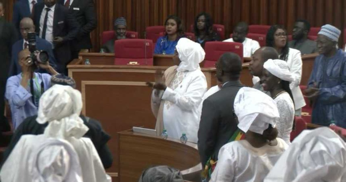 Ousmane sonko à la tête de l&rsquo;assemblée nationale sénégalaise : une victoire sous tension