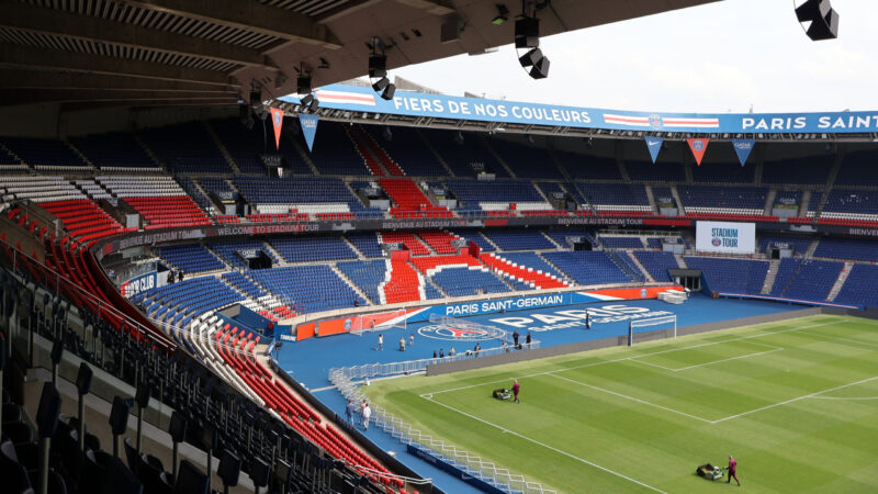 Parc des Princes : le grand écran pour la finale psg-arsenal en direct