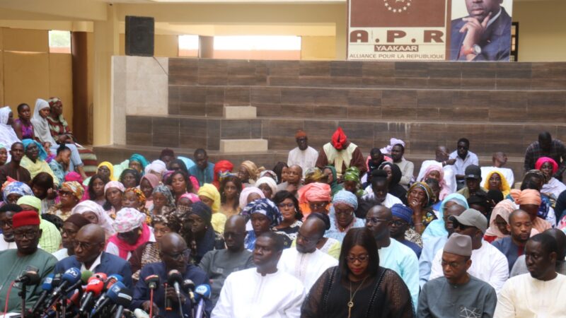 Arrestation de Pape Malick Ndour : l&rsquo;APR accuse Ousmane Sonko de &lsquo;complot politique&rsquo;