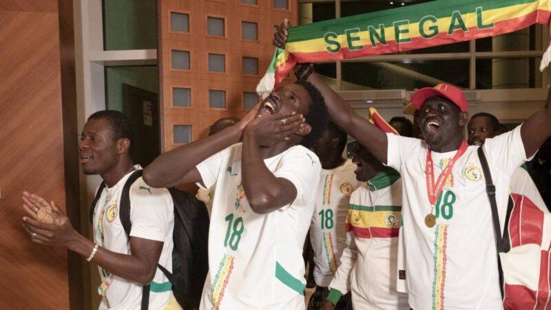 Retour triomphal des supporters sénégalais après leur grâce royale