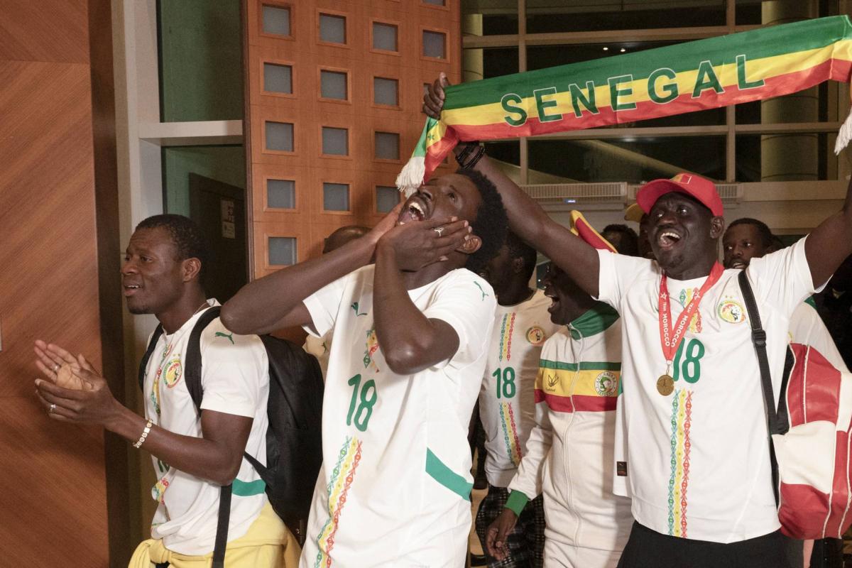 Retour triomphal des supporters sénégalais après leur grâce royale