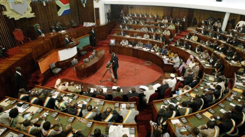 Crise politique en Côte d&rsquo;Ivoire : dissolution de la CEI et enjeux électoraux
