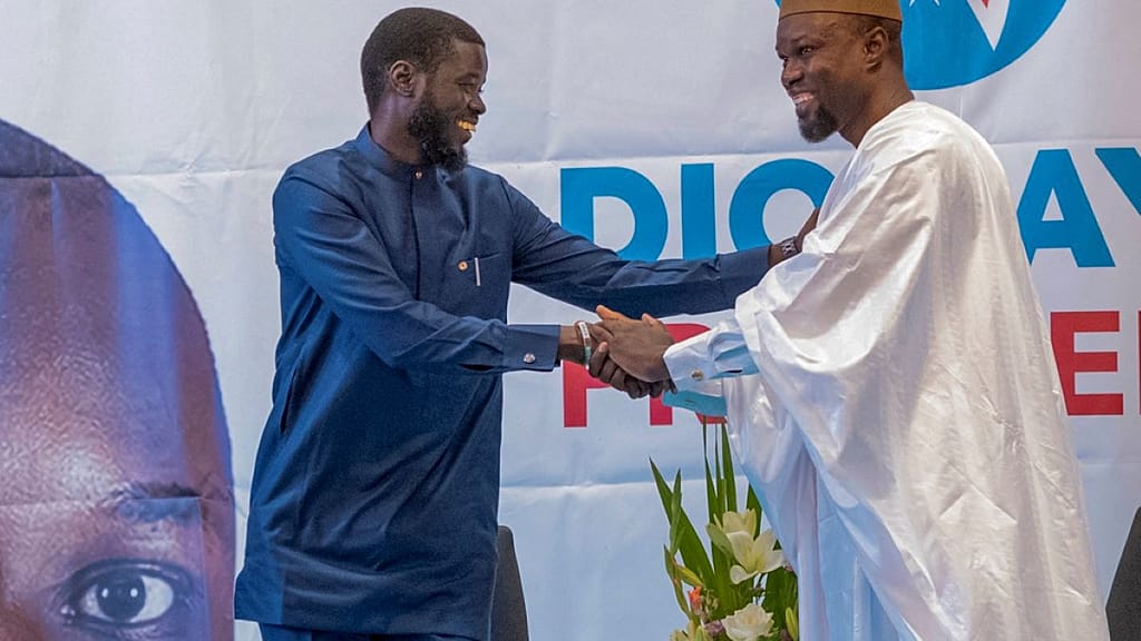 Sénégal : limogé par Diomaye Faye, Sonko s&rsquo;en va « le cœur léger »