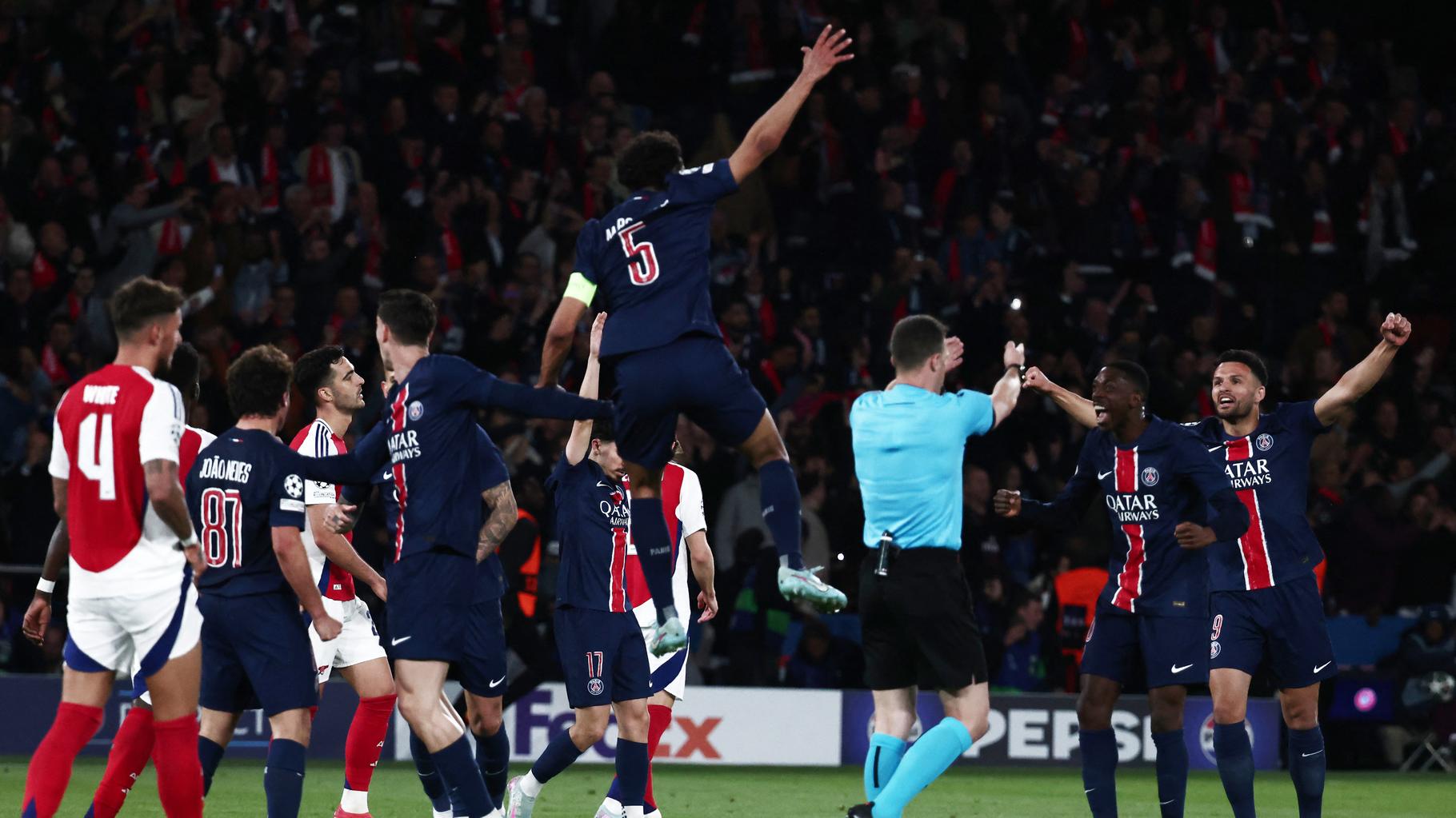 Psg contre arsenal : duel explosif entre puissance offensive et rigueur tactique