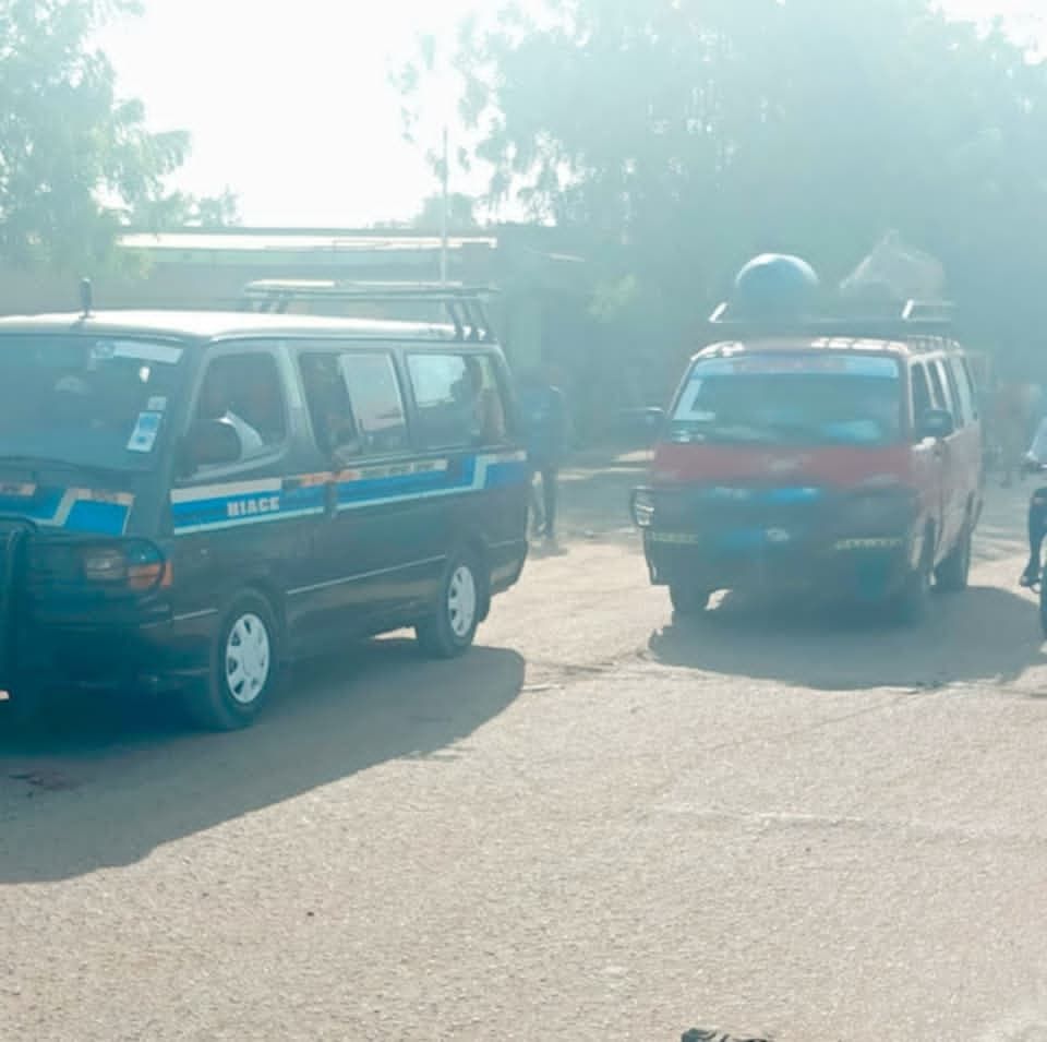 N’Djamena : l’urgence de repenser les arrêts de minibus pour une ville plus sûre