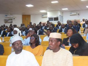 Sénateur Albert Pahimi Padacké lors de sa conférence à l'ENA