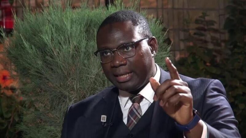Moussa Balla Fofana rompt avec le PASTEF tout en restant ministre : les raisons d&rsquo;un choix surprenant