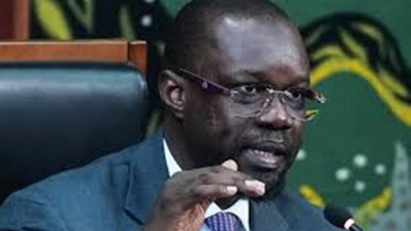 Révision de la constitution au Sénégal : Ousmane Sonko presse le président Bassirou Diomaye Faye de promulguer la loi