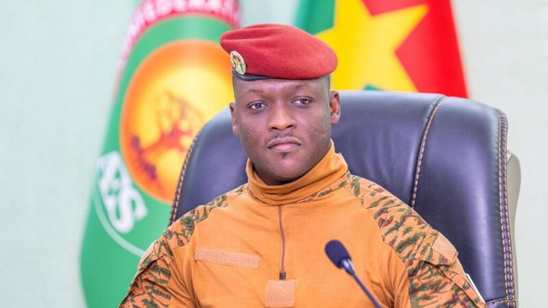 Burkina Faso : suspension de deux organisations islamiques après l&rsquo;incarcération de l&rsquo;imam Kindo