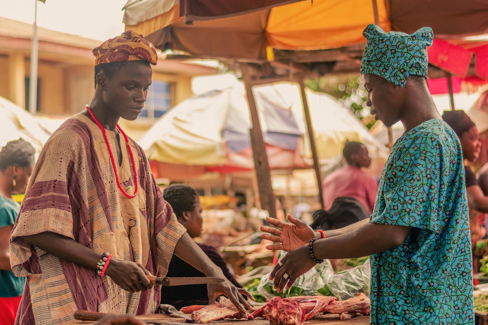 Libreville digitalise les taxes du marché Mont-Bouët avec le mobile money