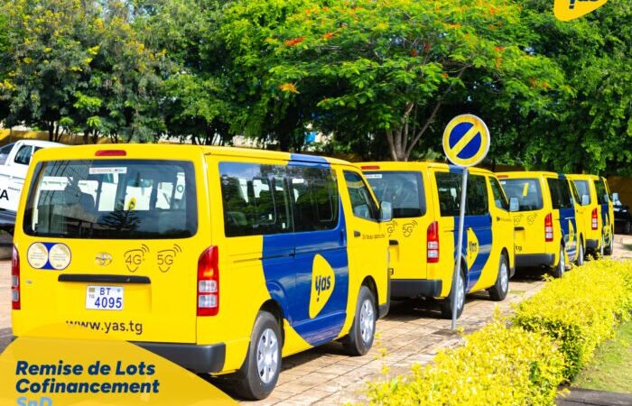 Yas Togo modernise sa logistique avec six véhicules pour ses partenaires