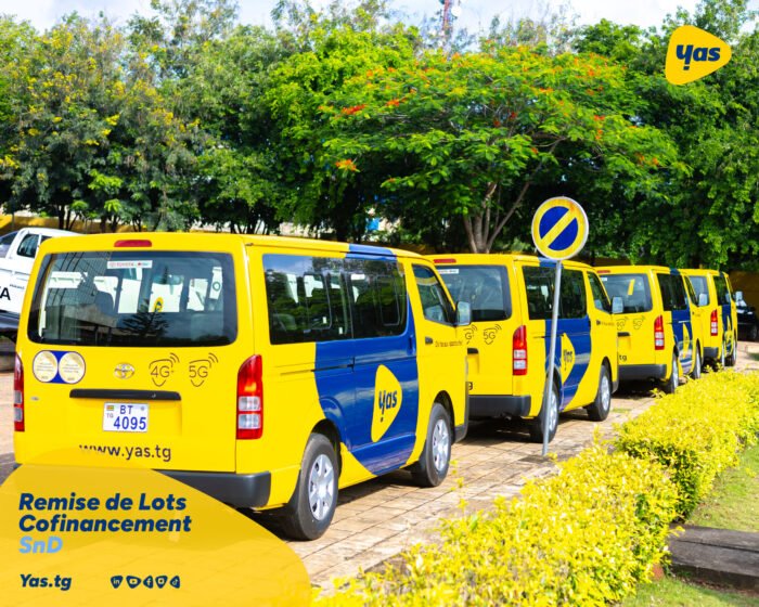 Yas Togo modernise sa logistique avec six véhicules pour ses partenaires