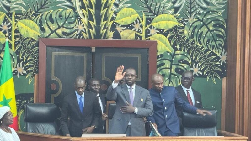 Ousmane sonko s’exprime ce mardi à 17 heures : une déclaration sous haute tension au Sénégal