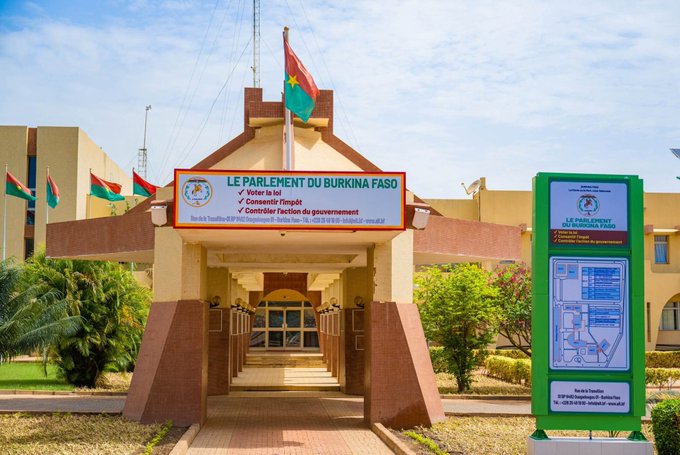Burkina Faso : l&rsquo;assemblée nationale examine la loi sur la liberté religieuse ce samedi