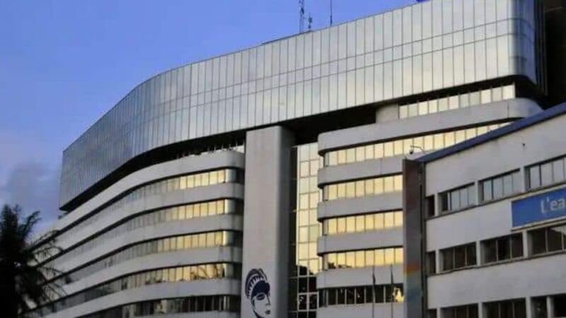 Libreville dans le noir : une panne informatique bloque les services de la seeg