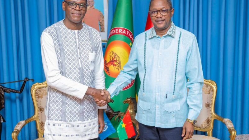 Burkina Faso : l&rsquo;ONUDC et la diplomatie burkinabè unissent leurs forces contre le crime organisé