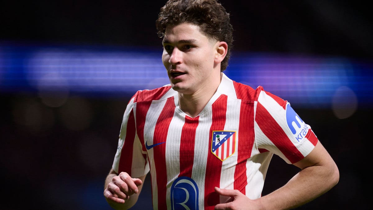 Pourquoi le PSG abandonne la piste menant à Julian Alvarez