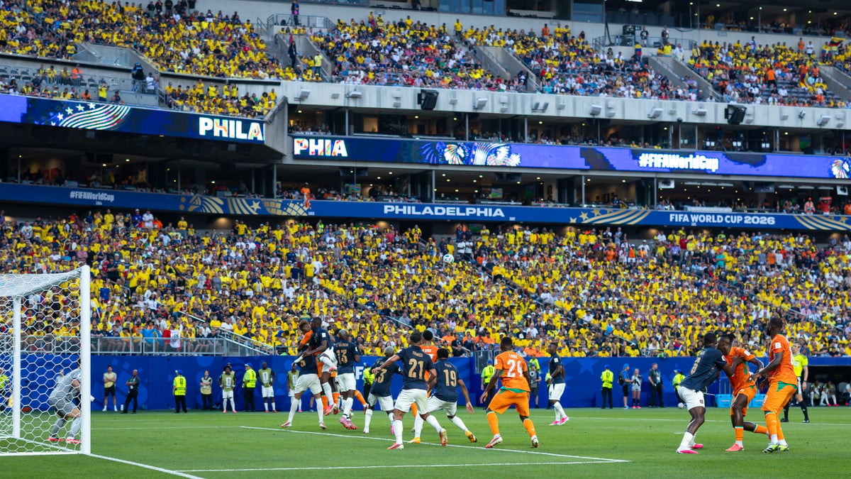 Yan diomandé au cœur des rumeurs de mercato psg et liverpool pendant la coupe du monde