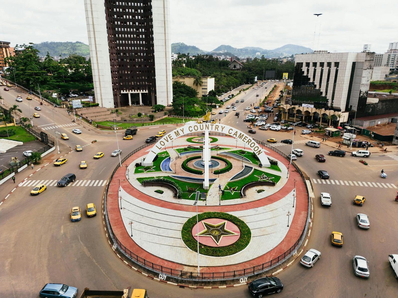 Le Cameroun mobilise 163 millions de dollars pour la transition numérique de ses territoires