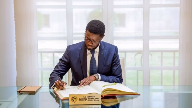 Révision constitutionnelle au Sénégal : Bassirou Diomaye Faye choisit le référendum