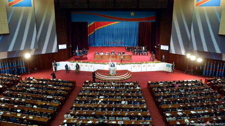 Tensions à l&rsquo;assemblée sur le référendum en RDC