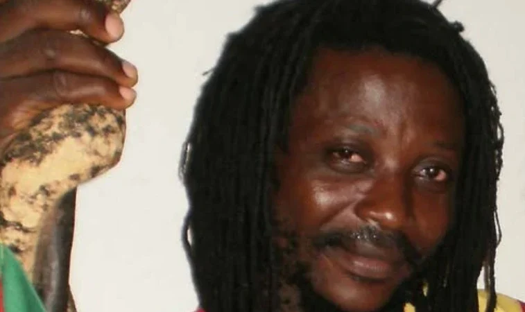 Joe la Conscience dénonce l&rsquo;émergence d&rsquo;une dynastocratie au Cameroun sous Paul Biya