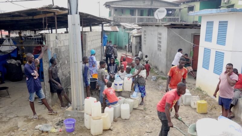 Gabon : l&rsquo;eau et l&rsquo;électricité se séparent, une réforme ambitieuse pour en finir avec les coupures