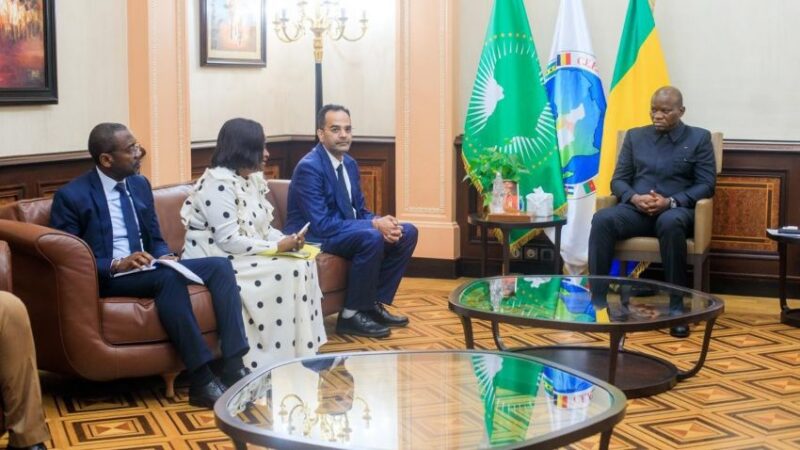 Gabon : le président Oligui Nguema exige la fin des pénuries de médicaments