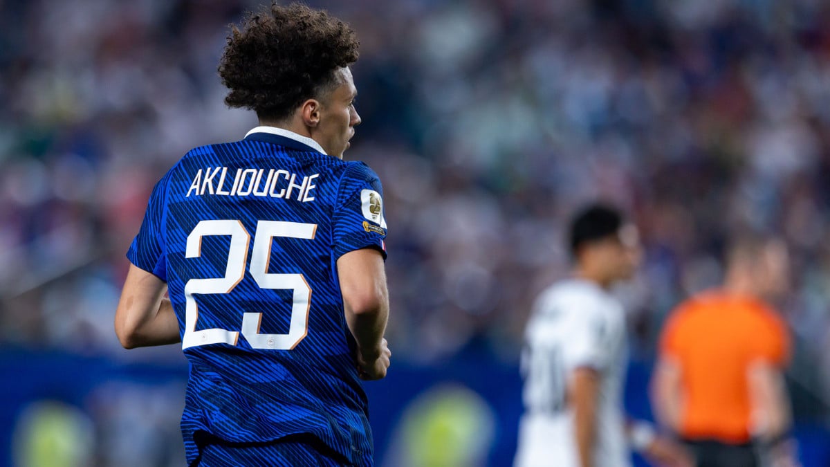 Le Paris Saint-Germain accélère pour Maghnes Akliouche