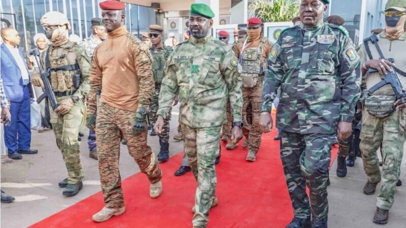 Attentat meurtrier à Niamey : l&rsquo;AES dénonce une provocation terroriste étrangère
