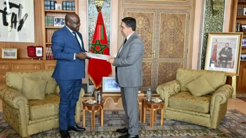 Rabat : un émissaire congolais remet un message de tshisekedi au roi mohammed vi